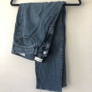 Gray Pacsun high waisted cropped jeans!